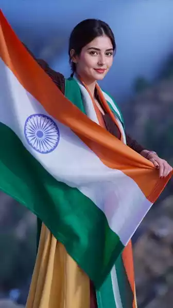 Tiranga photo AI 2025: तिरंगे के साथ अपनी AI फोटो बनाएँ: शानदार प्रॉम्प्ट्स